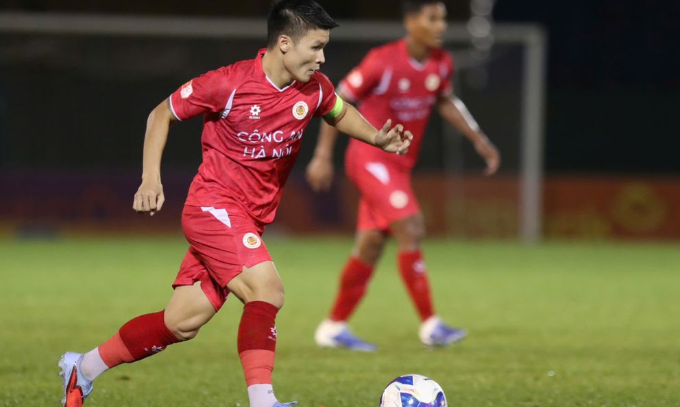 Quang Hải lập công, CLB CAHN đại thắng đội cựu vương V.League bằng tỉ số đầy bất ngờ