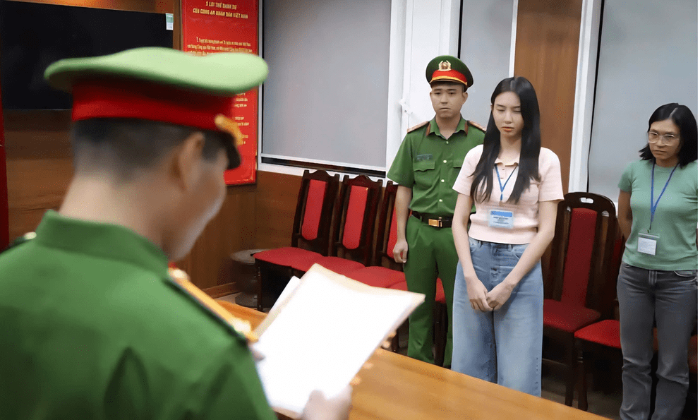 Một phiên livestream có sự xuất hiện của hoa hậu Thùy Tiên thu về bao nhiêu tiền?