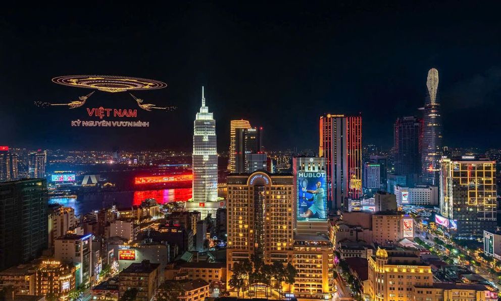 Kỷ lục Guinness mới: Việt Nam huy động 10.518 máy bay không người lái, gấp 3.2 lần thành tích Trung Quốc