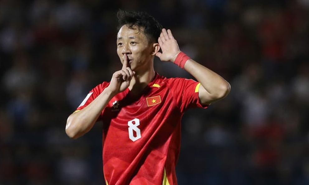 HLV Kim Sang-sik nhận tin xấu: Người hùng AFF Cup lỡ “đại chiến” với Malaysia vì chấn thương nặng