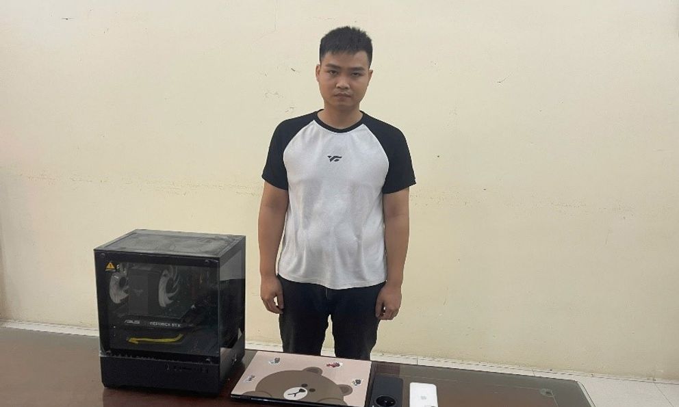 Tạm giữ Nguyễn Phúc Tới, khám xét thu giữ nhiều tài liệu