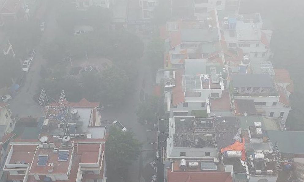 Hà Nội sáng nay sương mù dày đặc