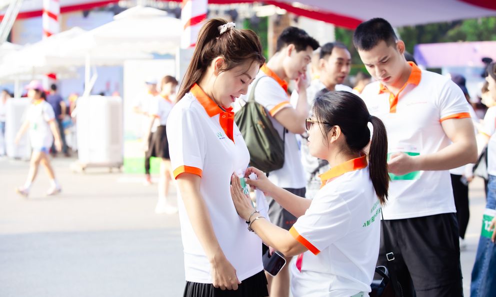 Dàn sao Việt cùng chạy vì môi trường không khói thuốc