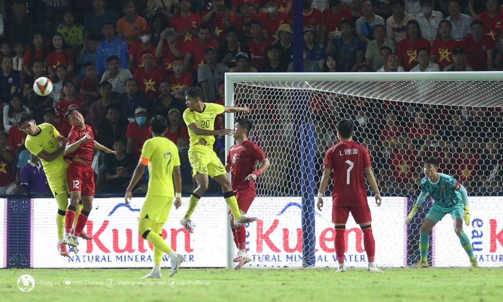 HLV Malaysia thừa nhận mối lo lớn, U22 Việt Nam “hưởng lợi” ở SEA Games