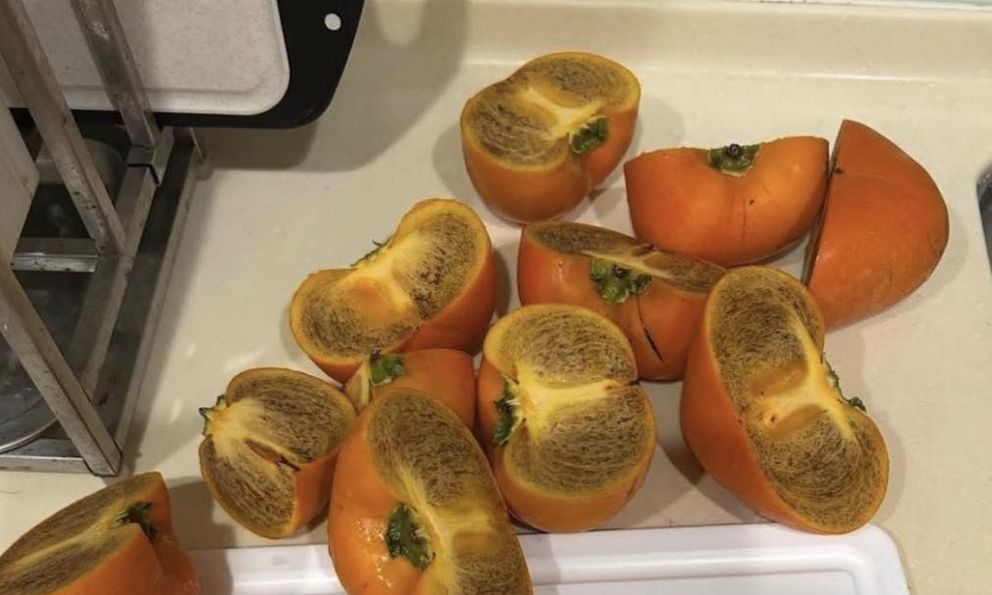 Loại hồng lạ đắt hơn hồng thường, không bị chát: Người Nhật xem là 