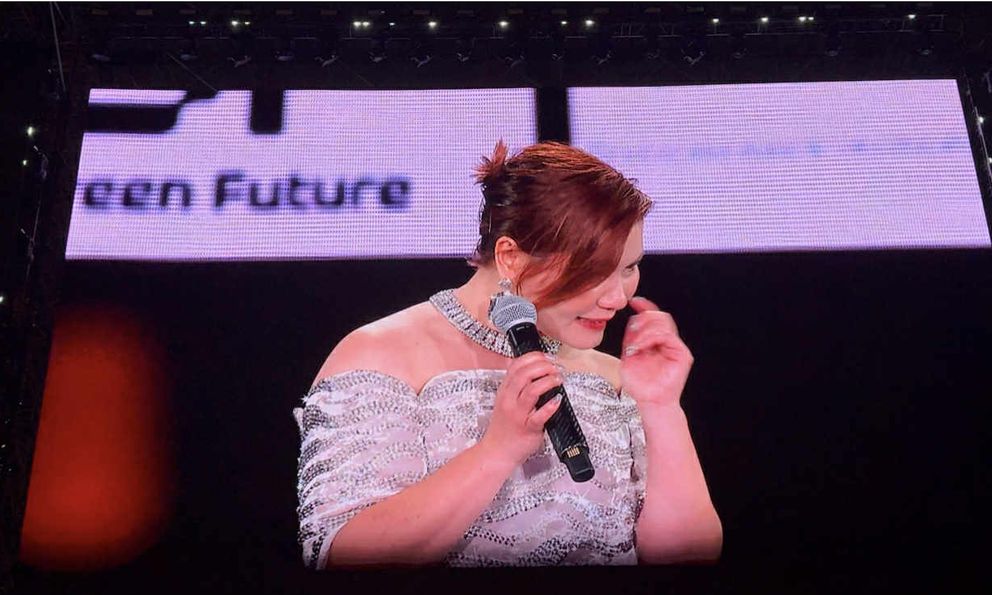 Vợ cũ Đan Trường chia sẻ, kìm nén không khóc