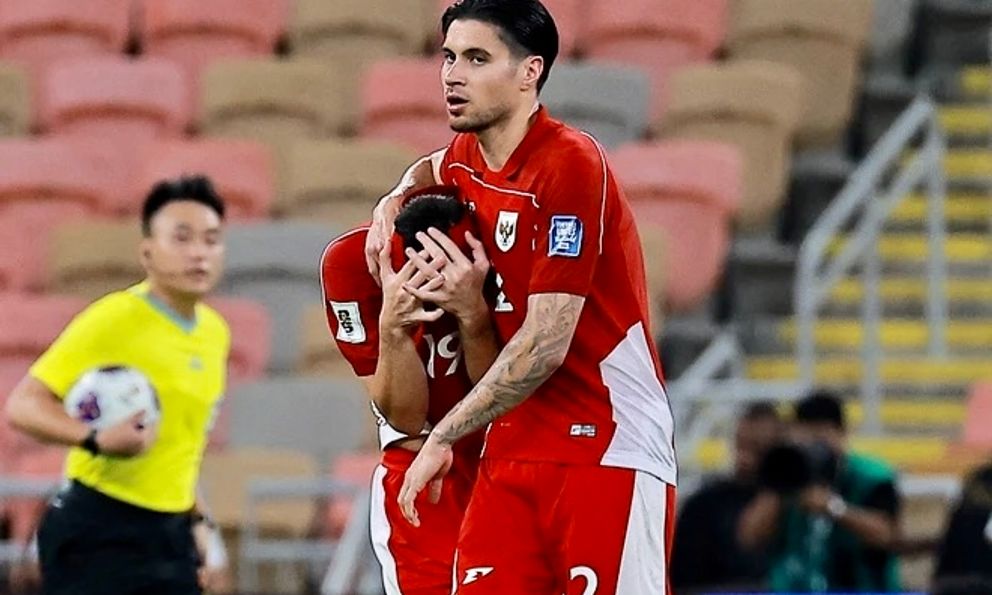 Sau Malaysia, thêm sao nhập tịch Indonesia bị FIFA phạt nặng