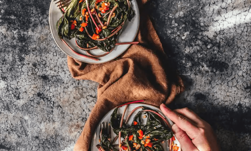 Loại rau nhiều sắt hơn thịt bò, người Trung Quốc quý như “vàng”: Mọc đầy Việt Nam