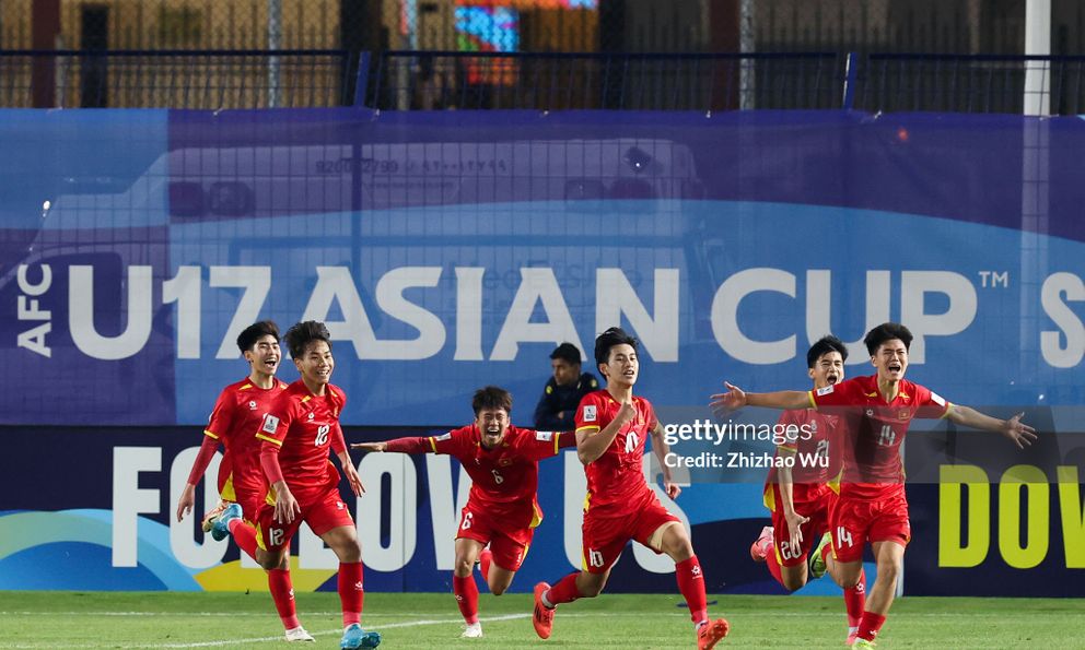 Đội từng hòa tuyển Việt Nam xếp đầu bảng tại World Cup, thắng cả Bồ Đào Nha