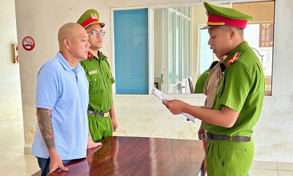 Thi hành Lệnh bắt tạm giam đối với Lưu Văn Tân