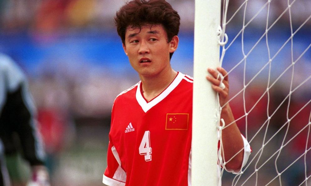 Bóng đá Trung Quốc rúng động bởi scandal tiền tỷ, nhà báo bức xúc: 