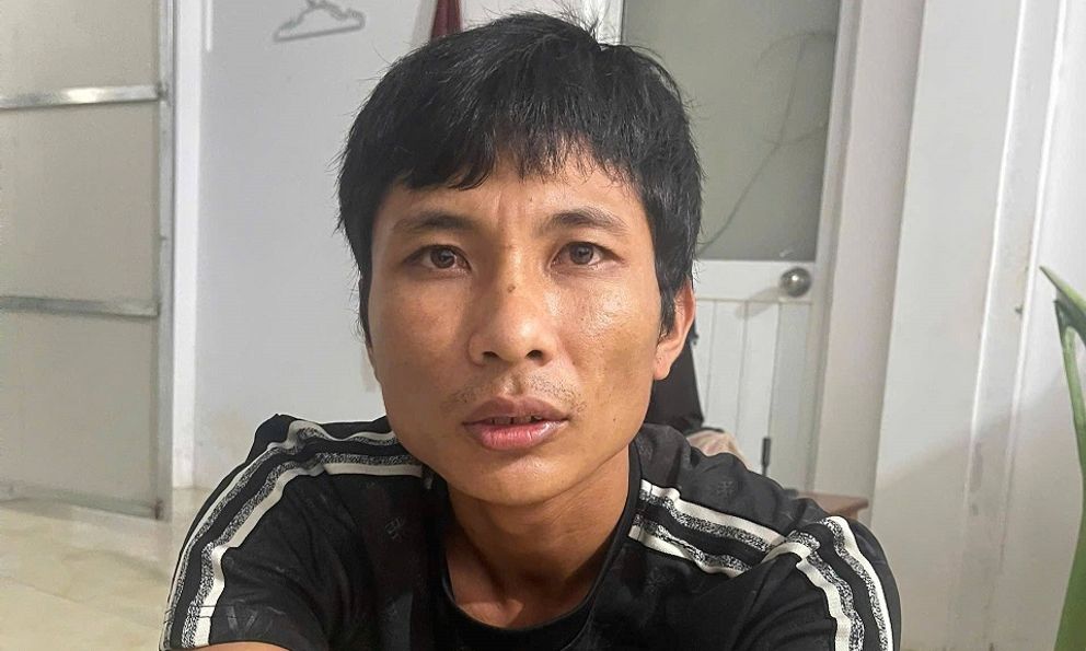 Bắt và di lý Danh Phụng