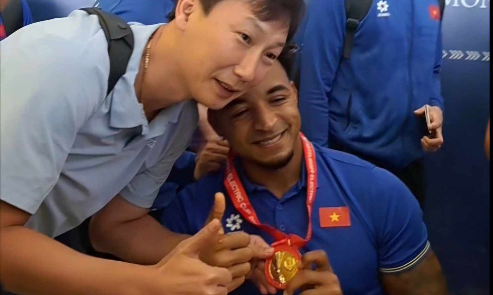 HLV Kim Sang-sik hé lộ tình trạng của Xuân Son, đặt KPI cho ngày trò cưng tái xuất tuyển Việt Nam