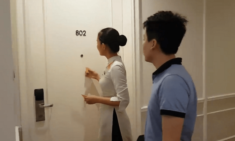 Khách Việt kể chuyện du lịch Trung Quốc, gặp hiện tượng lạ khi vào khách sạn: 