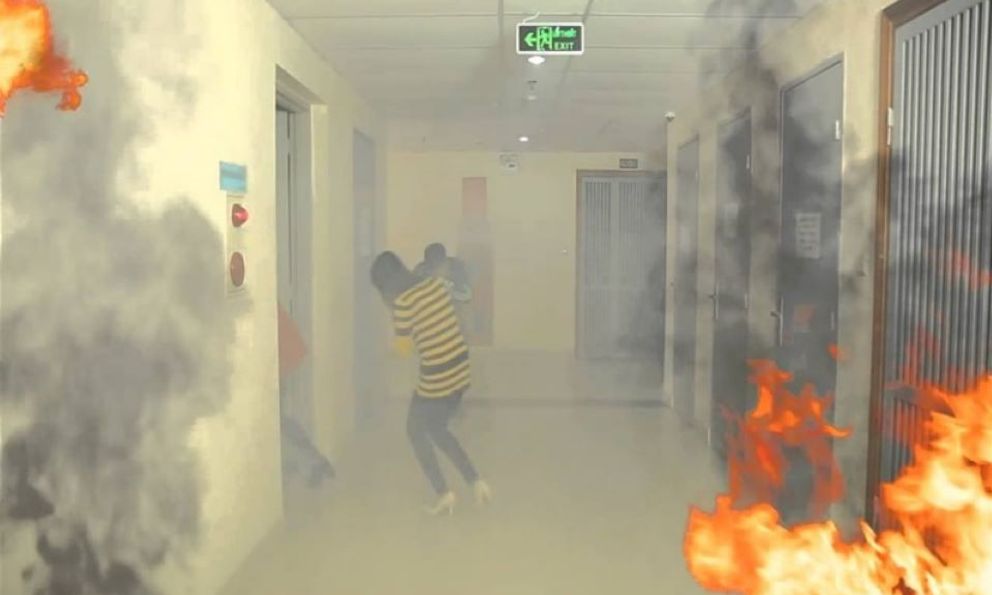 Cháy chung cư, nhà cao tầng, nên chạy lên trên hay chạy xuống dưới? Kỹ năng thoát hiểm ai cũng nên biết