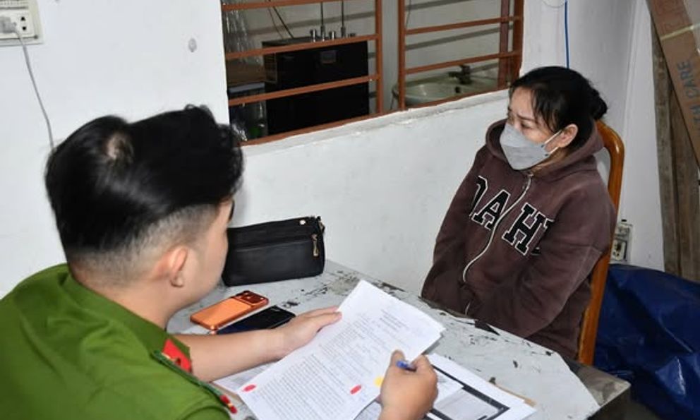 Bắt Dương Thị Bông