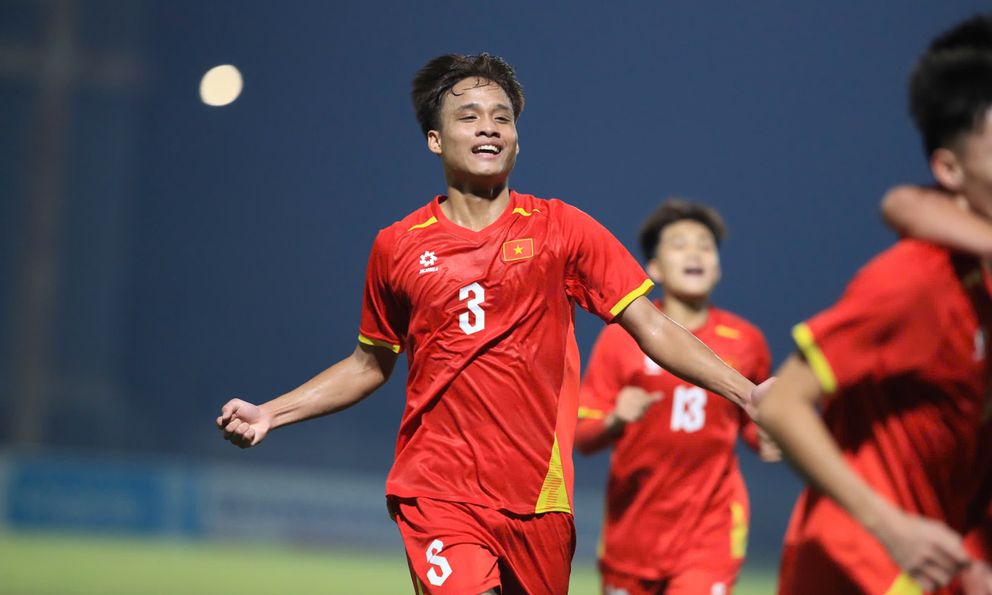 Giải châu Á: Tuyển Việt Nam đẩy Malaysia vào thế khó bằng “mưa bàn thắng”?