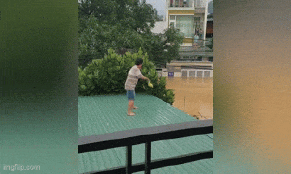 Danh tính người đàn ông có 