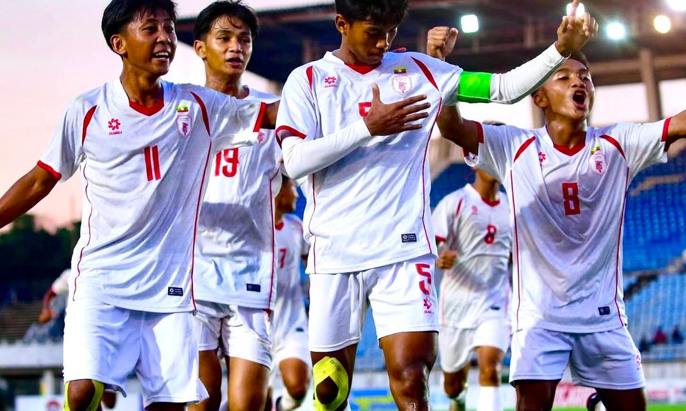 Loại 2 cường địch Tây Á, đội bóng Đông Nam Á hiên ngang đứng đầu “bảng tử thần”