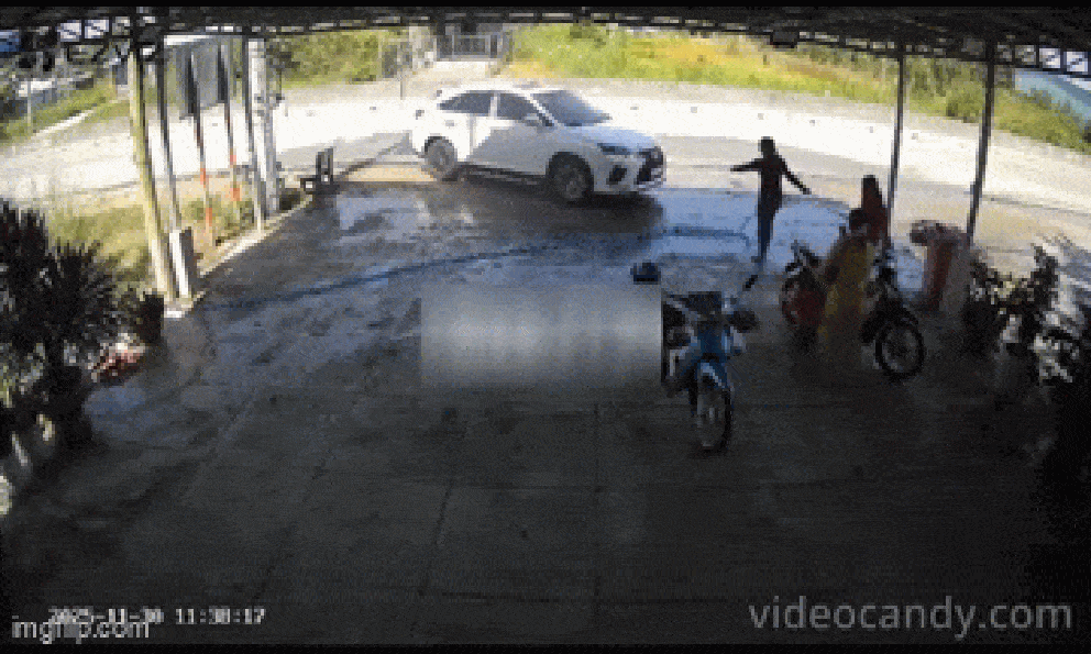 Clip vụ người đàn ông lao ô tô vào nhà chị ruột, khiến em gái tử vong, nguyên nhân là gì?