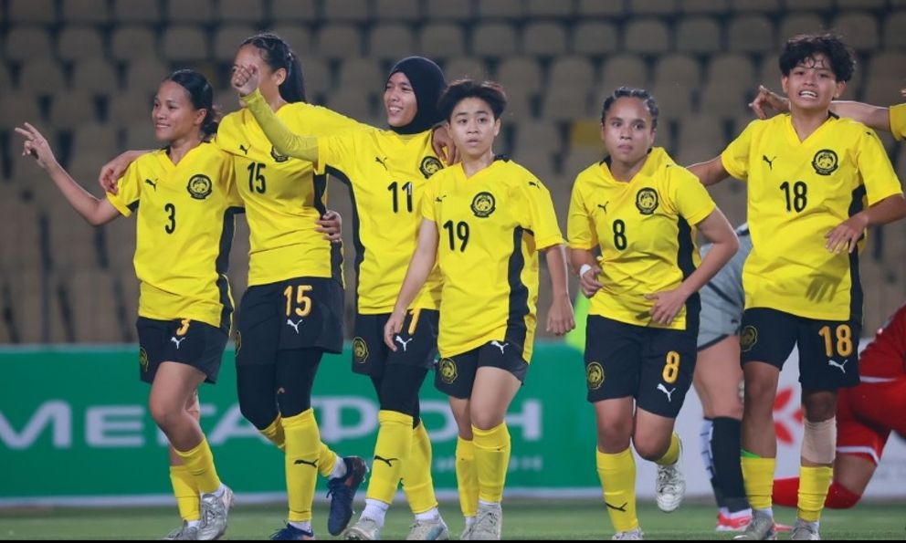 Tuyển Malaysia thua tan tác trước thềm “đại chiến” tuyển Việt Nam