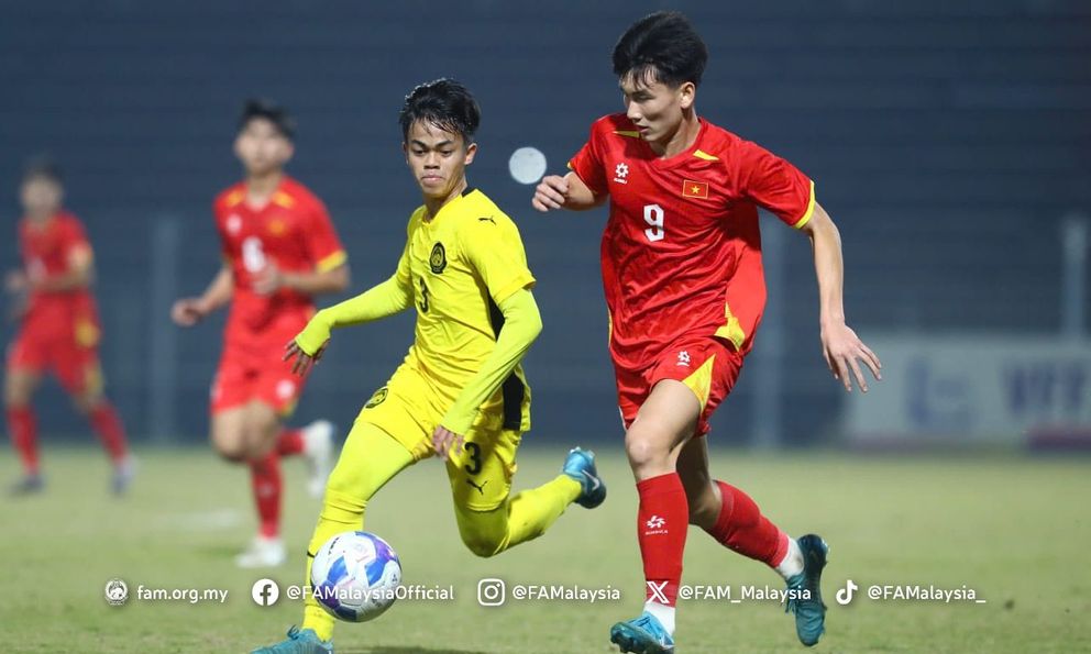 Báo Malaysia: “Giấc mơ của tuyển Malaysia bị phá hủy dưới tay tuyển Việt Nam”