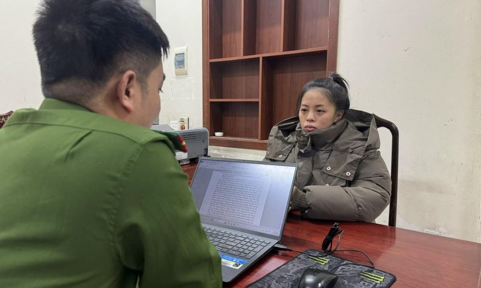 Khám xét khẩn cấp, bắt Lê Thị Mạo sinh năm 1999