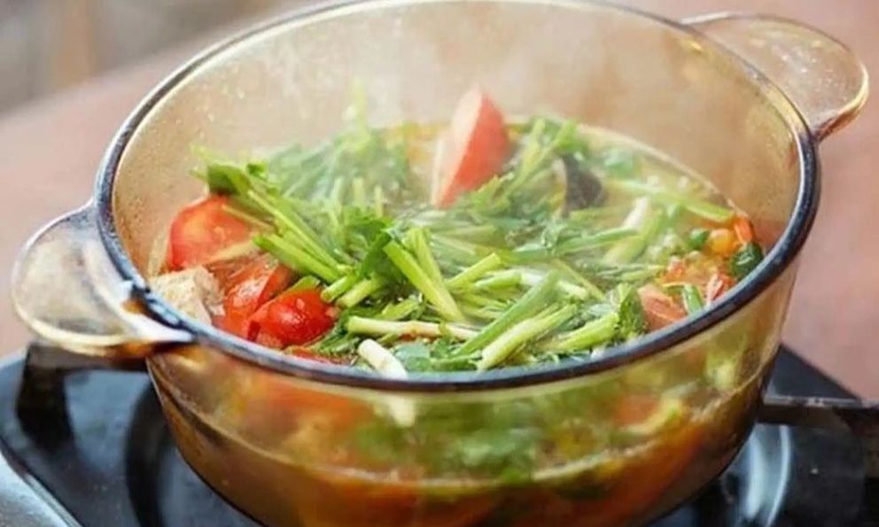 Việt Nam có loại rau ngọt như mì chính, chứa chất quý giúp giải độc cơ thể: Được bán đầy chợ vào mùa đông