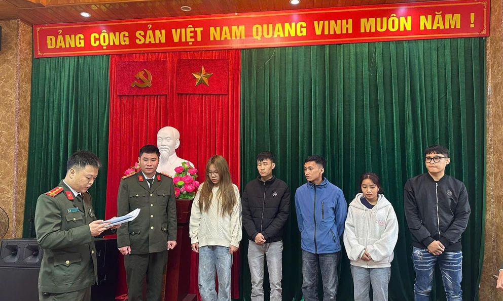 Khởi tố Lương Quỳnh Anh