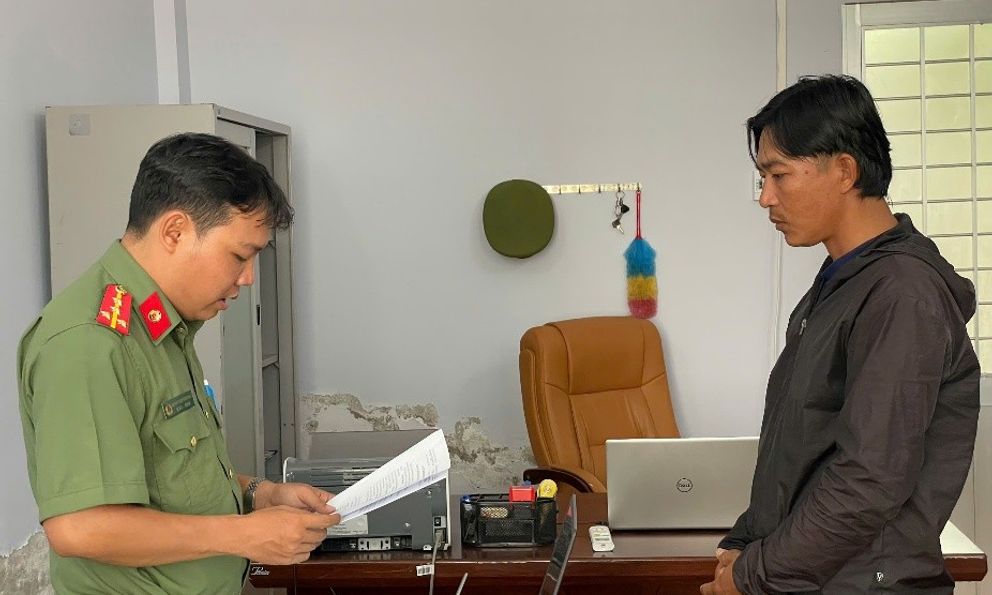 Thi hành Lệnh bắt tạm giam Nguyễn Thanh Duy