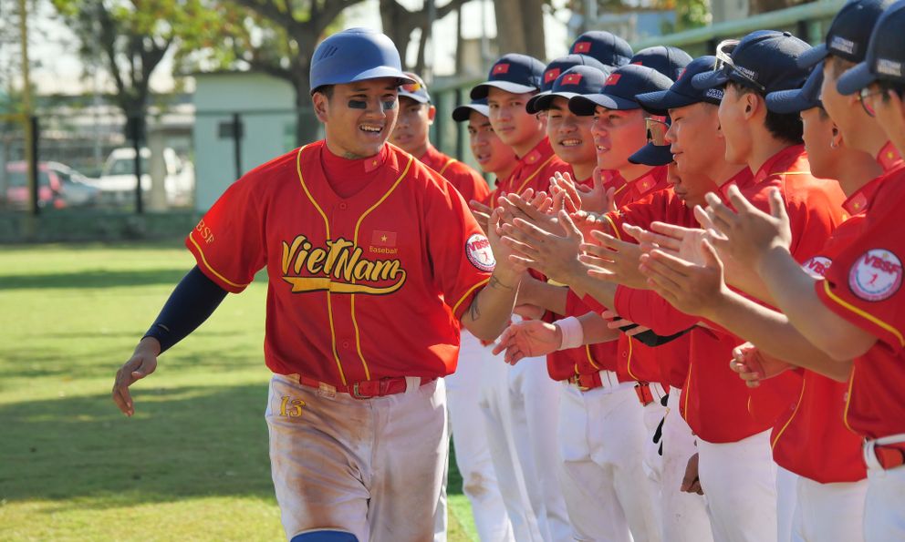 SEA Games 33: Thắng 5-2 trước Malaysia, đội tuyển Việt Nam mở ra cơ hội tranh huy chương