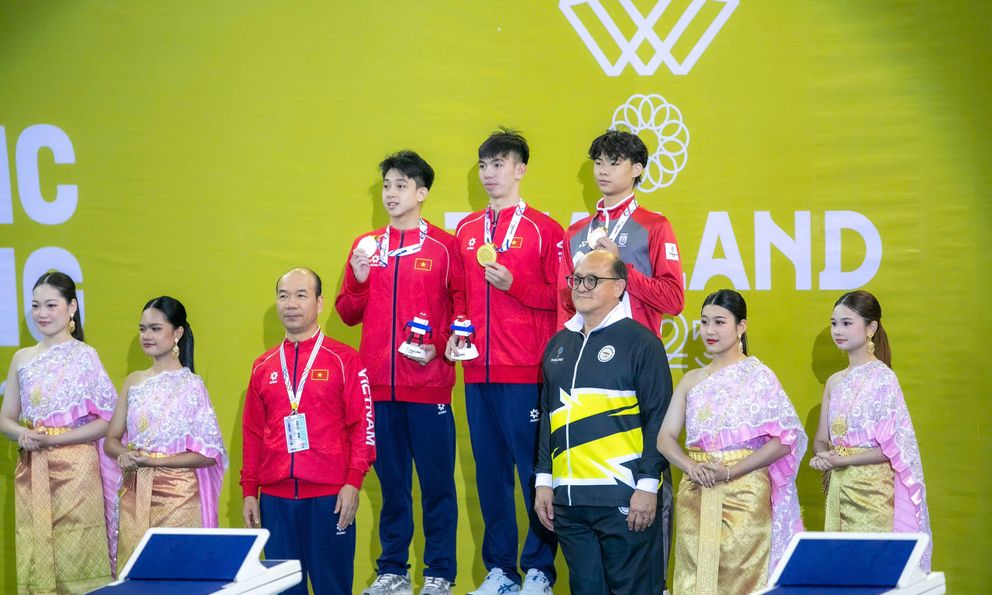 SEA Games 33 (12/12): Việt Nam bứt phá với 10 tấm HCV, kém Thái Lan nhưng bỏ xa phần còn lại!