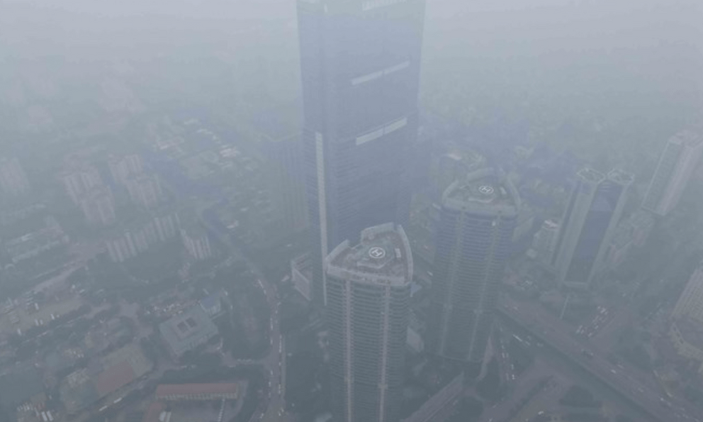 Điều ít ai ngờ: Bụi mịn xuyên qua lớp da khiến già nhanh, thậm chí ung thư