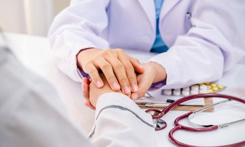 Hay quên, dễ cáu gắt bất thường, người đàn ông phải nhập viện điều trị tâm thần