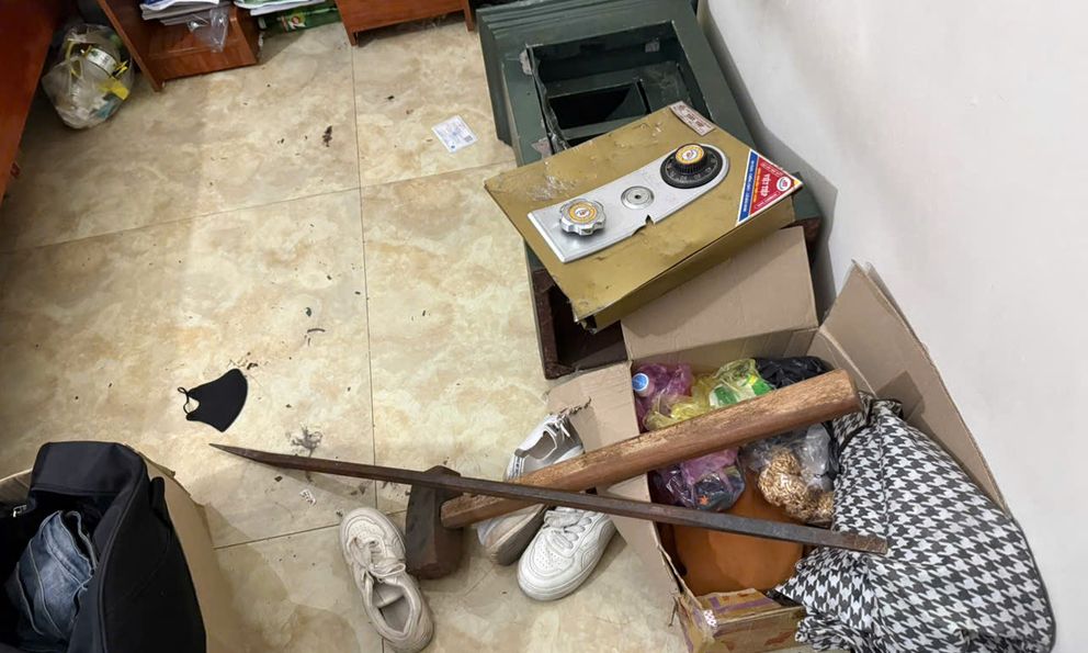 Cô gái trẻ ở Quảng Ninh phá két sắt và bỏ nhà đi theo hướng dẫn của người lạ như thế nào?