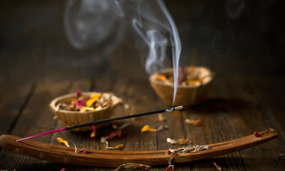 2 cách chọn nhang giúp 