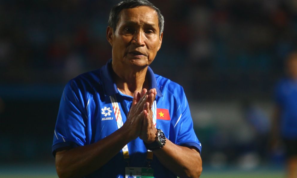 Thực hư tin đồn HLV Mai Đức Chung chia tay tuyển Việt Nam sau SEA Games vì bức xúc với trọng tài