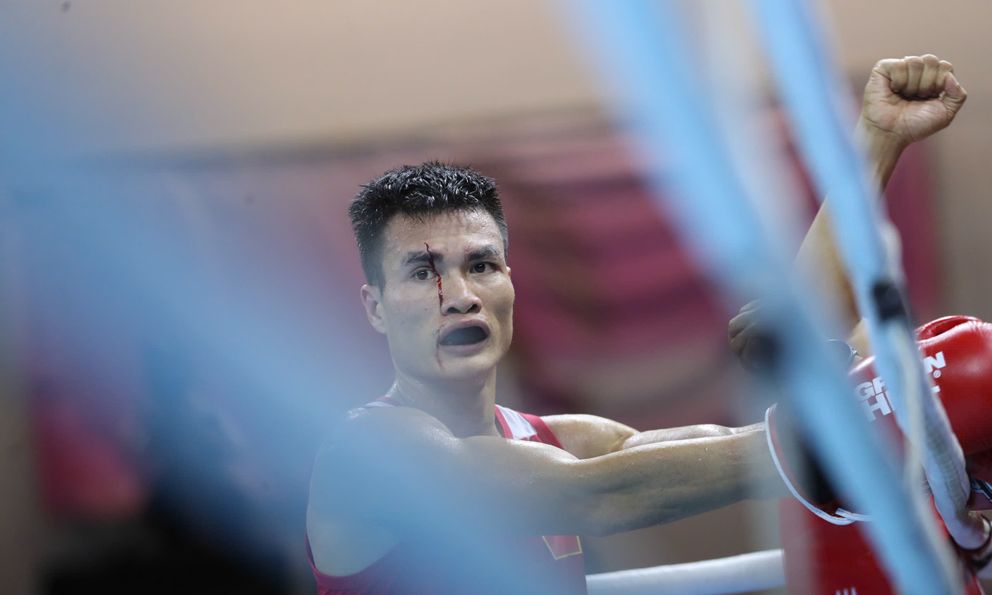 Võ sĩ Việt Nam uất ức mất HCV, trọng tài SEA Games phán xử 