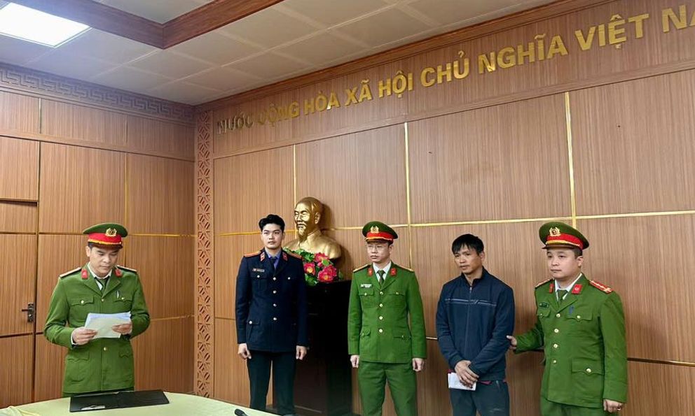 Thi hành lệnh bắt tạm giam chủ công ty nước giải khát Nguyễn Ngọc Sơn