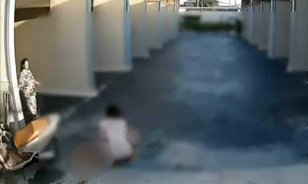 Vợ hành hung khiến 