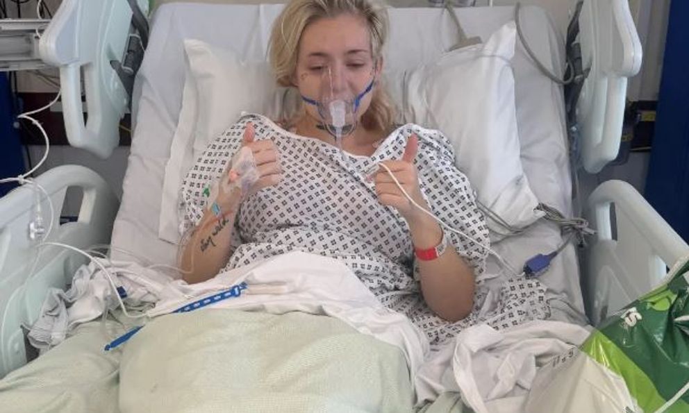 Nữ nhân viên kinh doanh mắc ung thư phổi ở tuổi 21, cầu xin mọi người: “Đừng mắc sai lầm giống tôi”