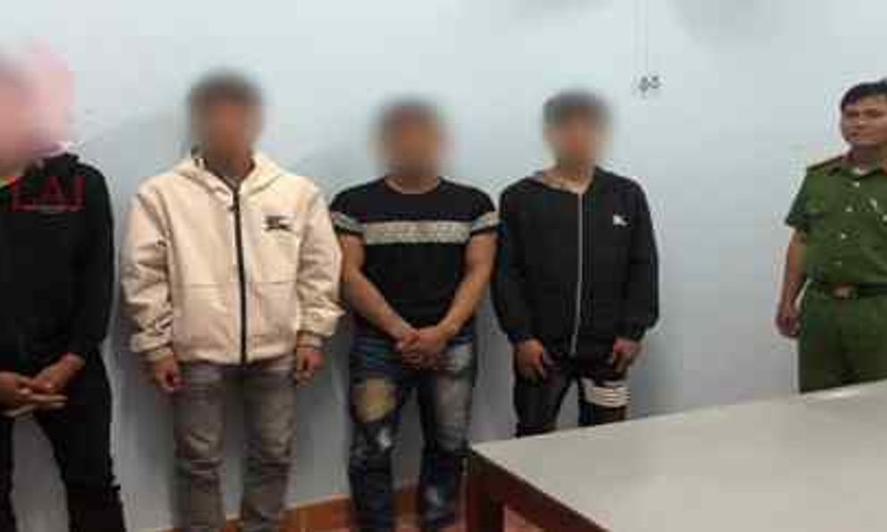 Bắt khẩn cấp 4 thanh thiếu niên hiếp dâm 1 thiếu nữ 