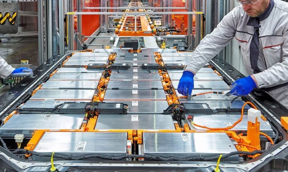 Pin xe điện thế hệ mới giúp xe nhẹ, chạy hơn 1.000 km/sạc và giá rẻ