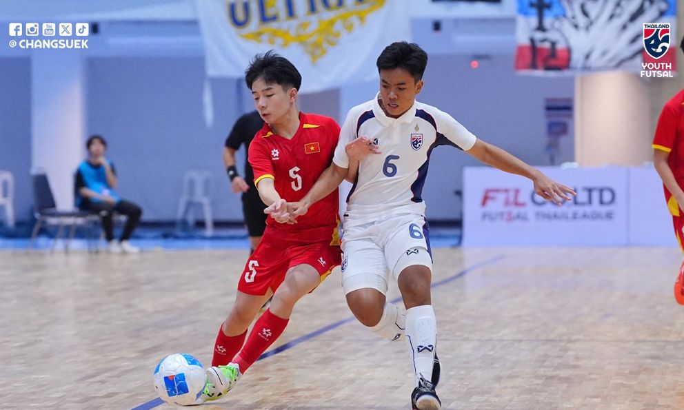 Thua sốc, tuyển Việt Nam trắng tay tại giải Đông Nam Á