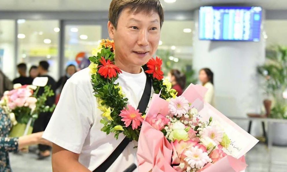 Vì sao HLV Kim Sang-sik không bầu Hoàng Đức cho ngôi vị Quả bóng Vàng?