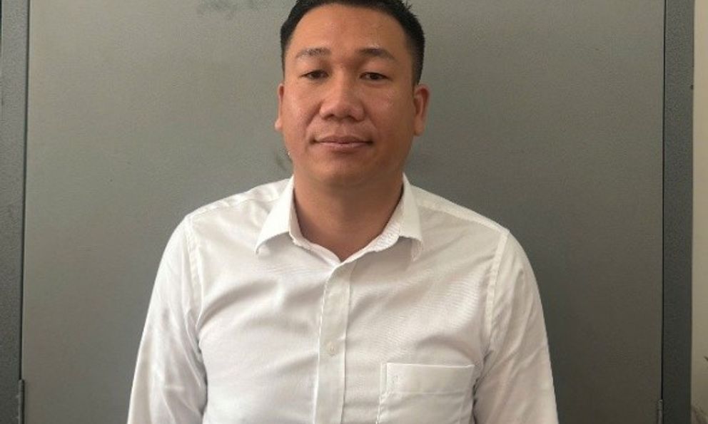 Bắt tạm giam giám đốc Trần Văn Kiên và phó giám đốc Phạm Khắc Học 