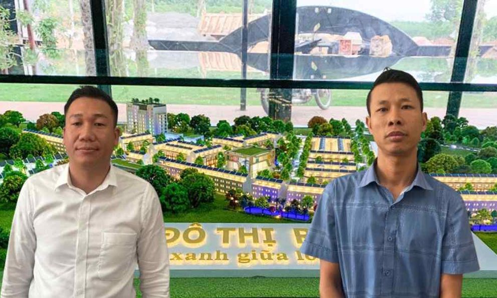 Bắt giám đốc Trần Văn Kiên và phó giám đốc Phạm Khắc Học