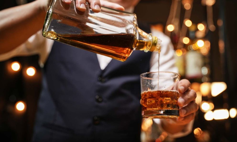 Năm mới vui đến mấy cũng đừng uống rượu vào thời điểm này kẻo 