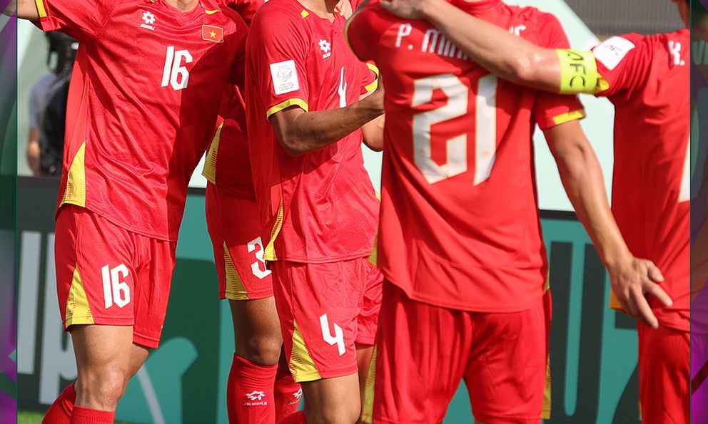 HLV Kim Sang-sik tung “tuyệt chiêu”, U23 Việt Nam được so sánh với Arsenal