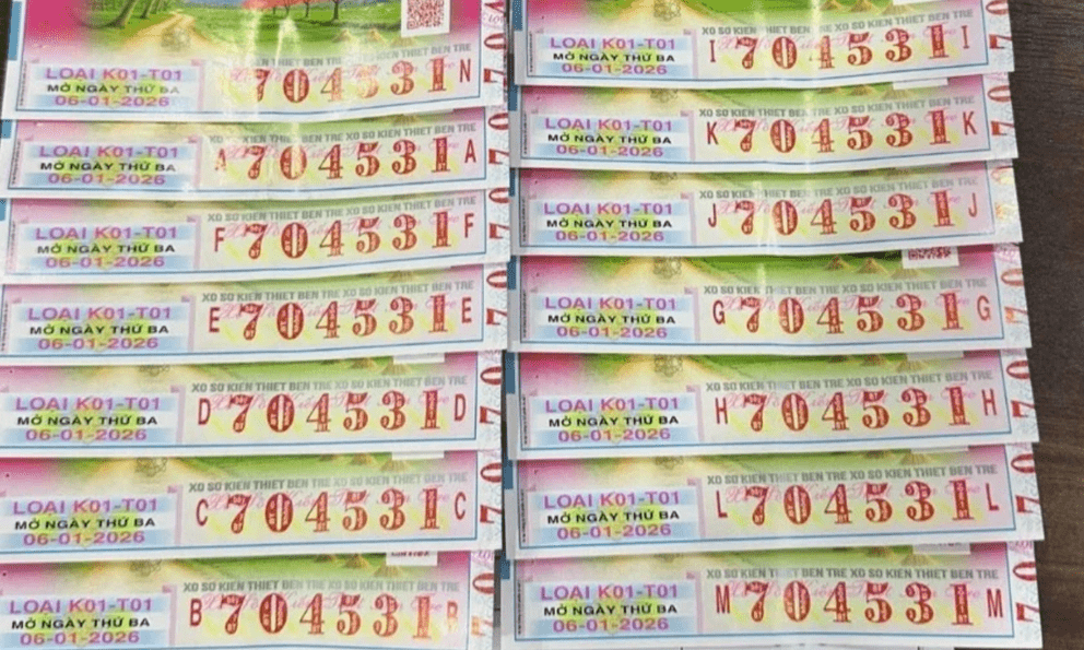 Đi chợ mua 14 tờ vé số, hôm sau người phụ nữ dẫn nhiều người thân đến đại lý làm một việc